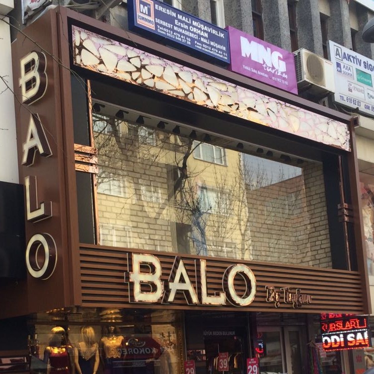 Balo giyim isikli tabela
